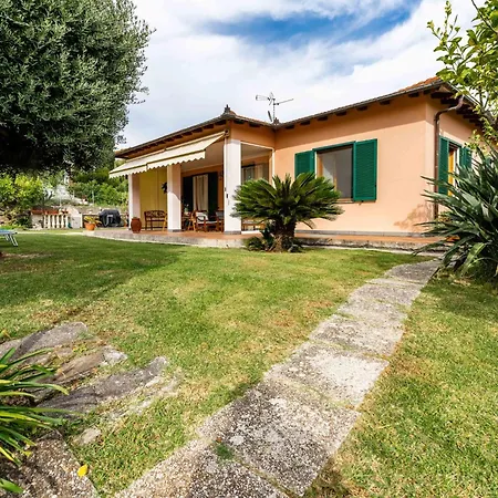 Locazione Turistica La Casetta Casa vacanze Diano Castello