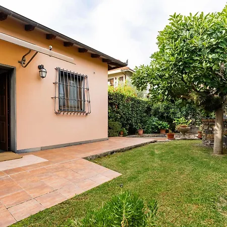 Locazione Turistica La Casetta Casa vacanze *