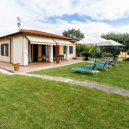 Locazione Turistica La Casetta Casa vacanze Diano Castello